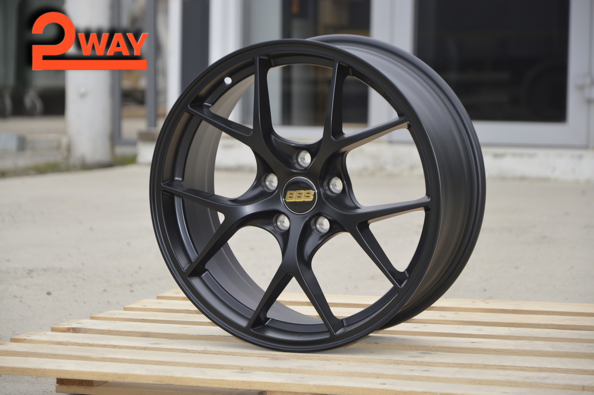 R18 BBS CI-R Стиль 8.0J ET40 5*114.3 Мат черный