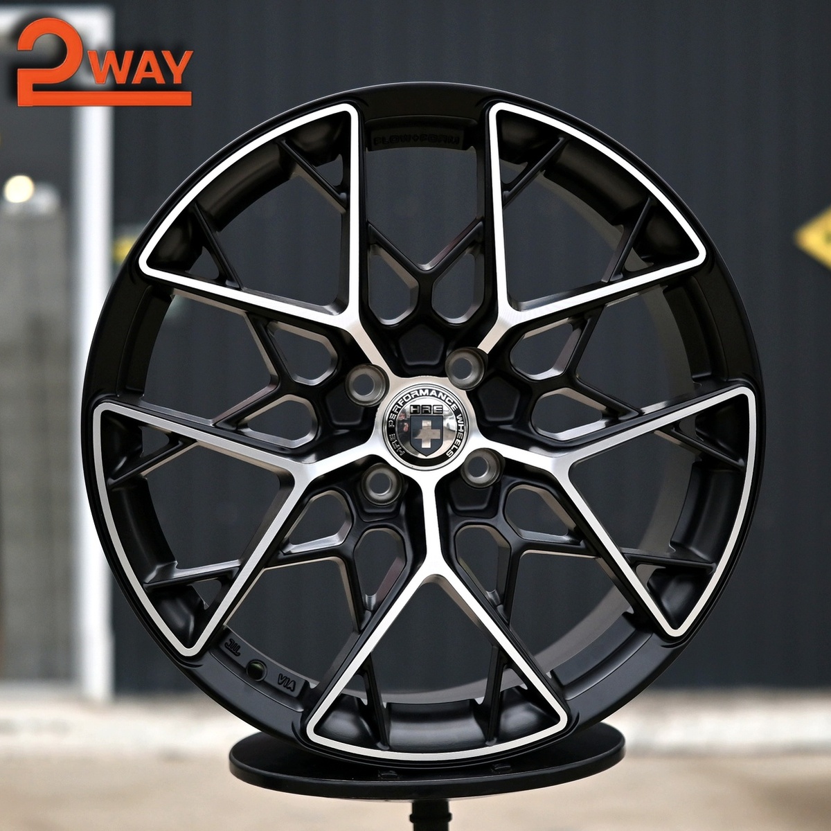 R17 HRE FF10 Стиль 7.5J ET42 4*100 Черный ФЗ