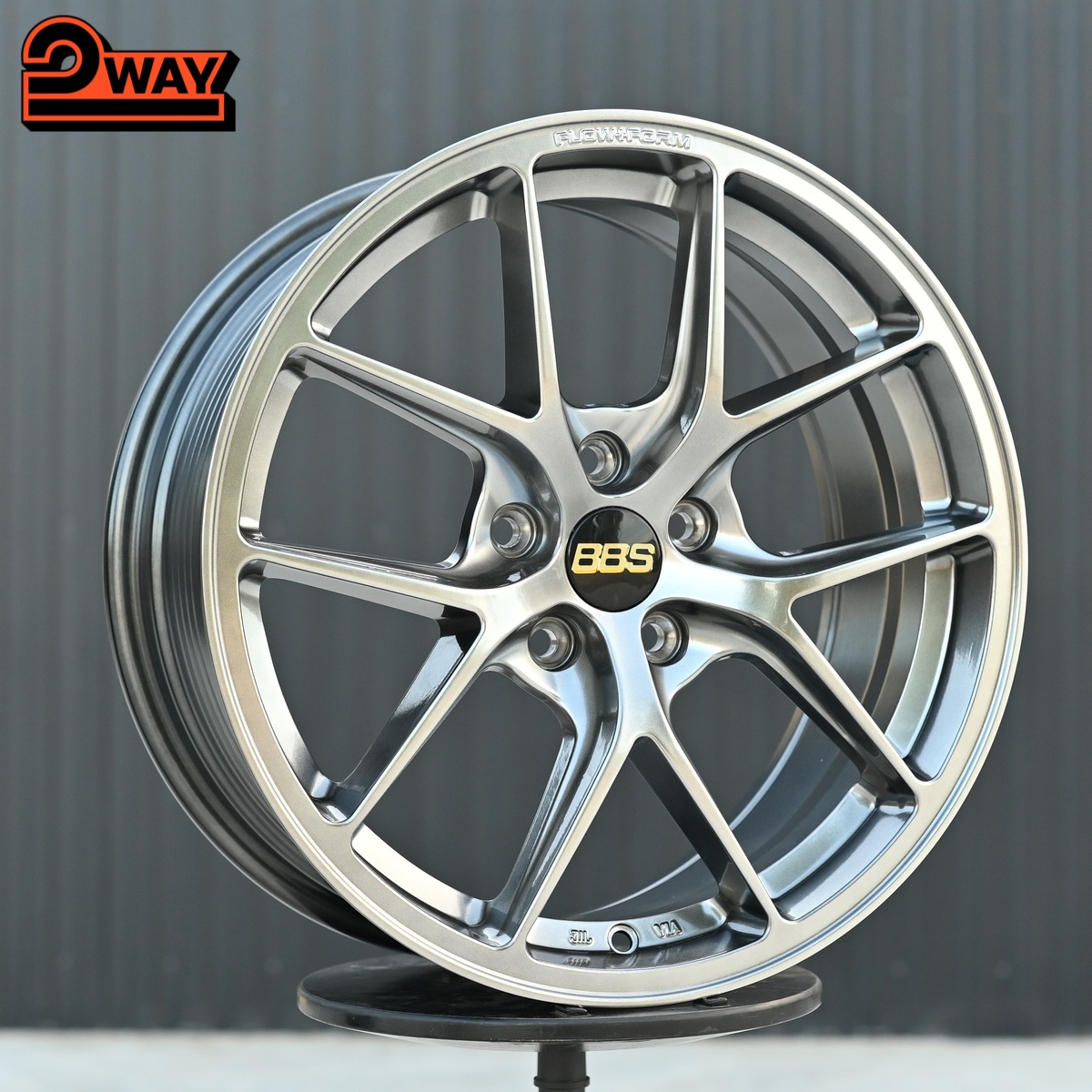 R17 BBS CI-R Стиль 7.5J ET38 5*108 Темный хром