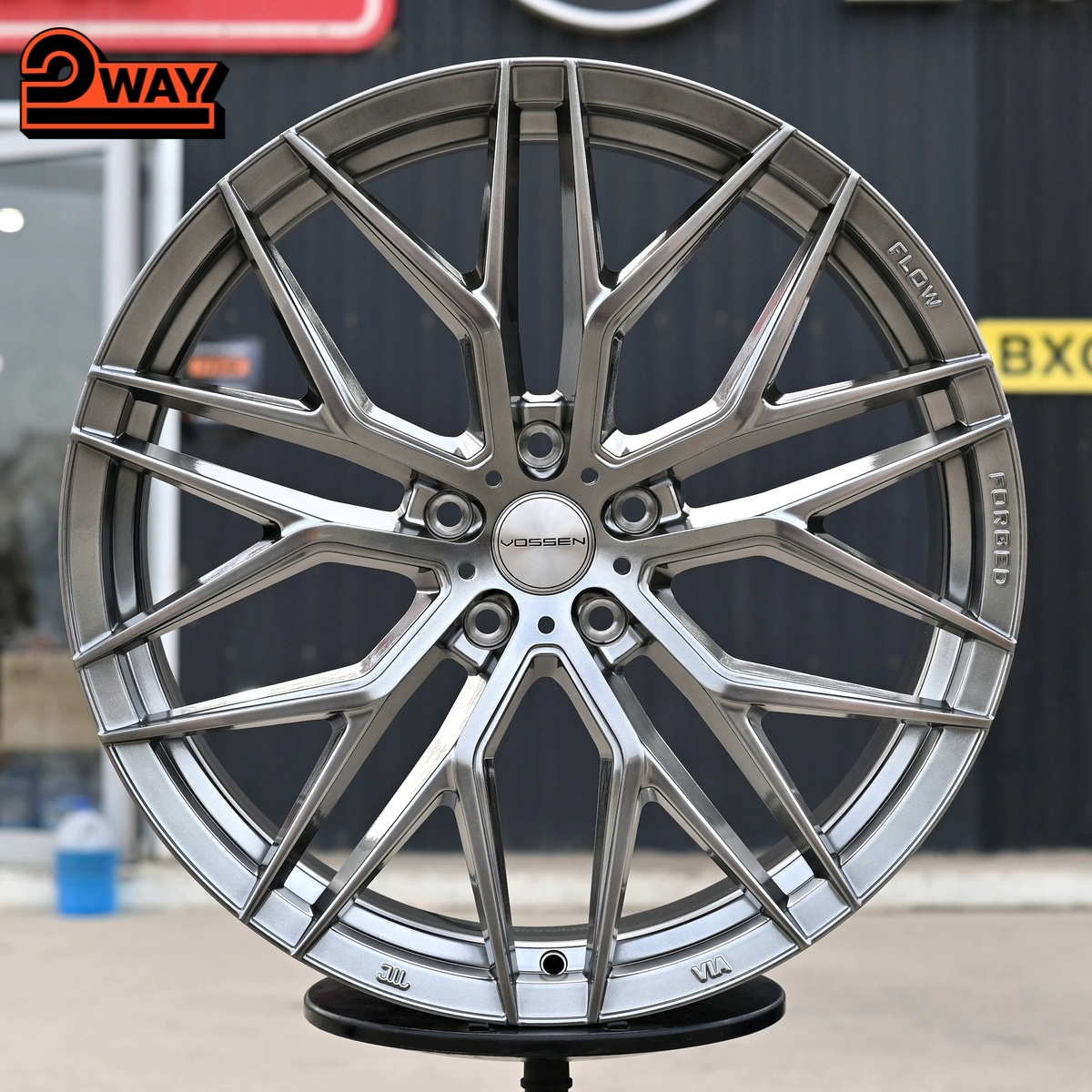 R20 Vossen 3323 Стиль 8.5J ET35 5*112 Темный хром