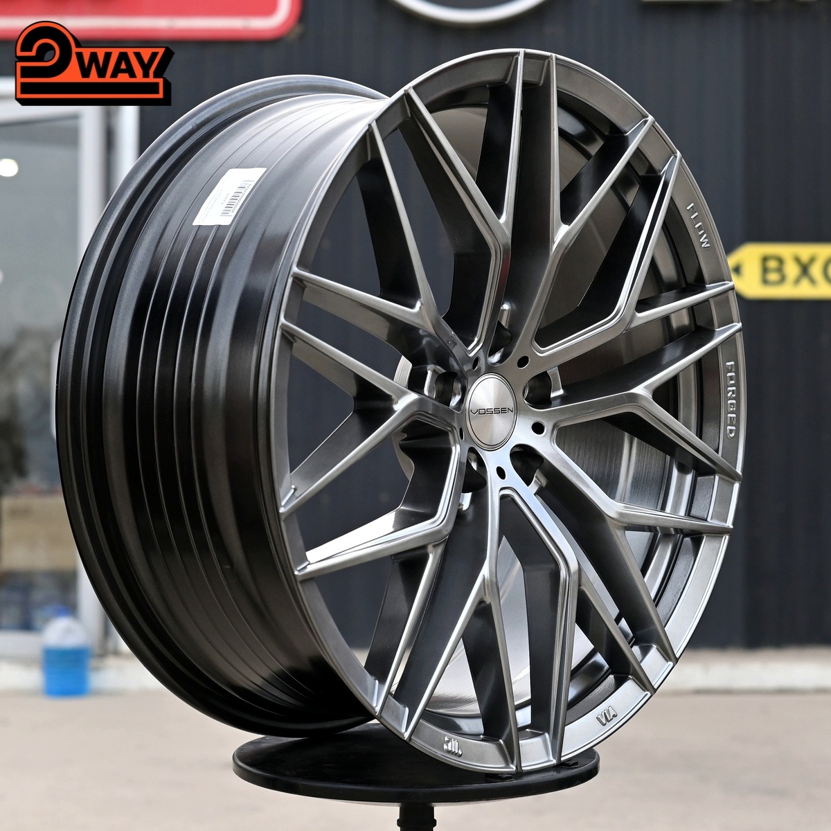 R20 Vossen 3323 Стиль 8.5J ET35 5*112 Темный хром